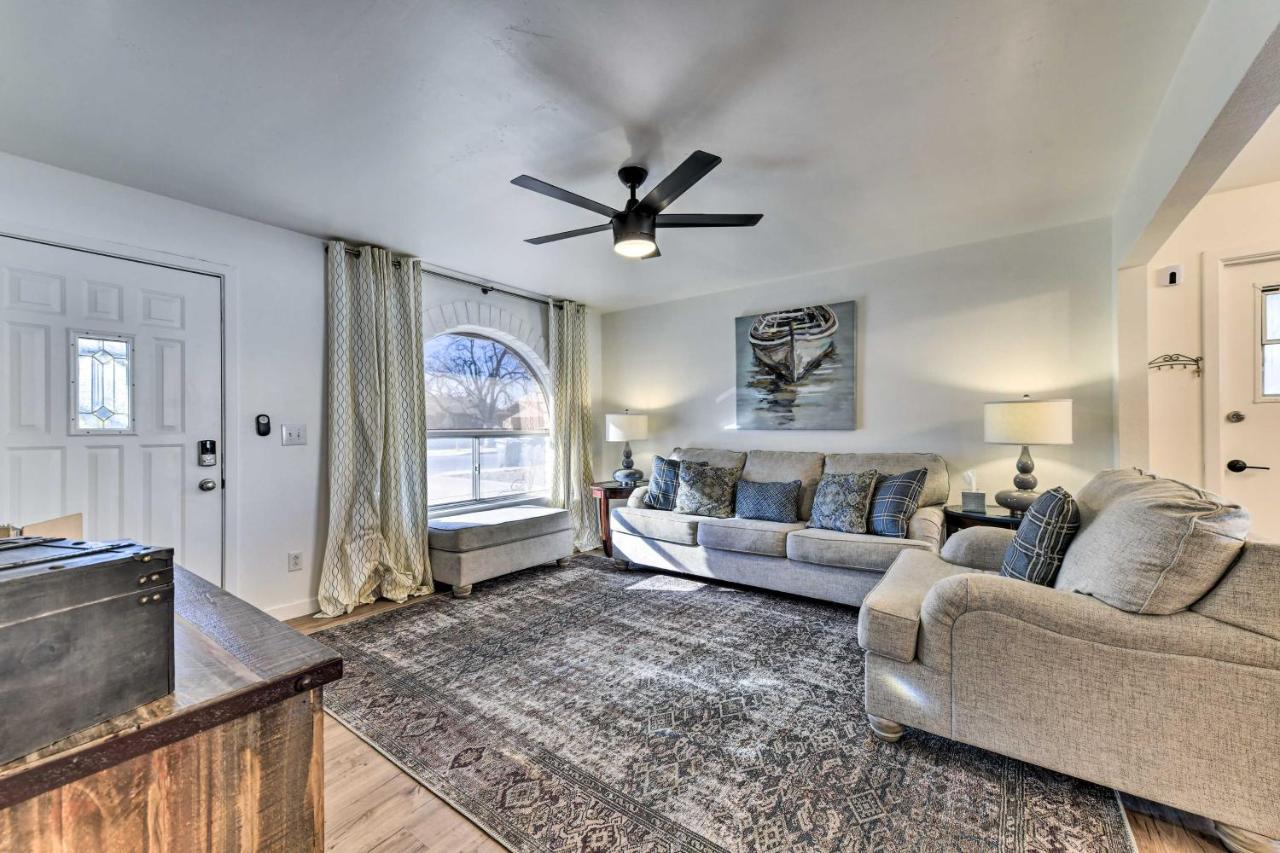 Downtown Gilbert Home With Fenced Yard And Fire Pit! Екстер'єр фото
